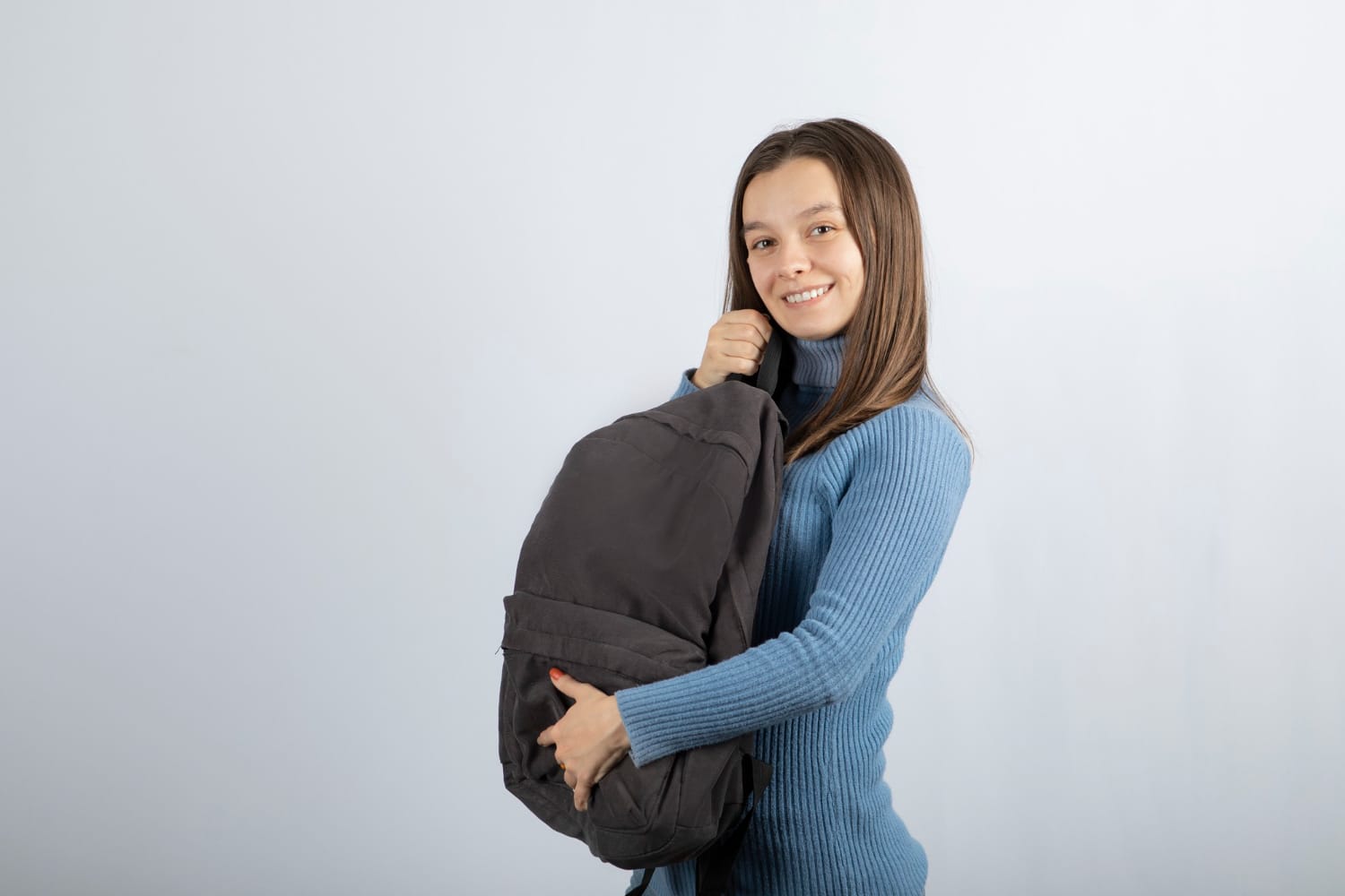 Volta às aulas: veja orientações de ortopedista do Imot sobre o uso correto da mochila escolar