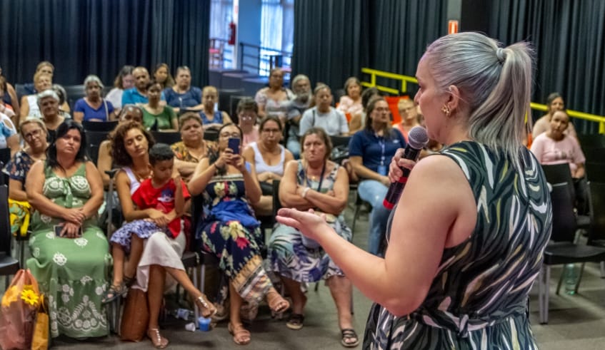 Cultura de Mogi reúne 65 artesãos para discutir as demandas do setor