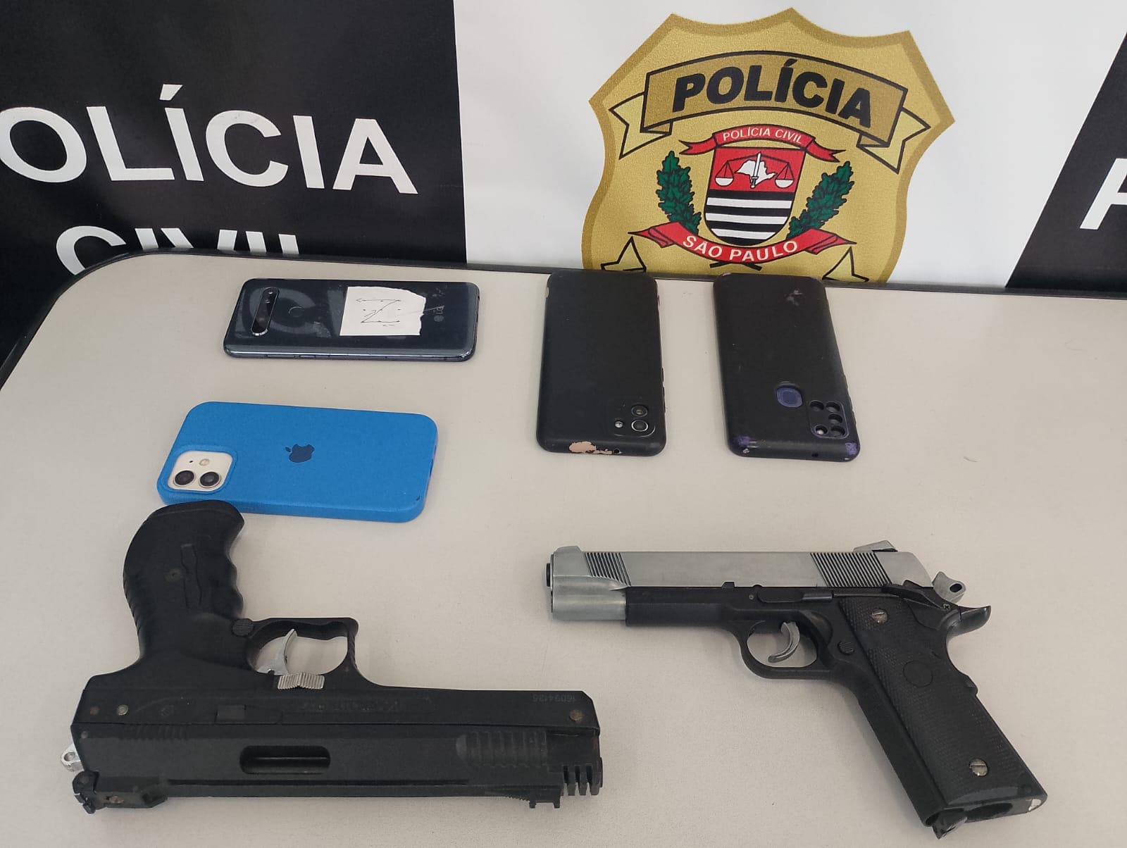 Polícia cumpre mandados de busca domiciliar em investigação sobre homicídio em Itaquaquecetuba