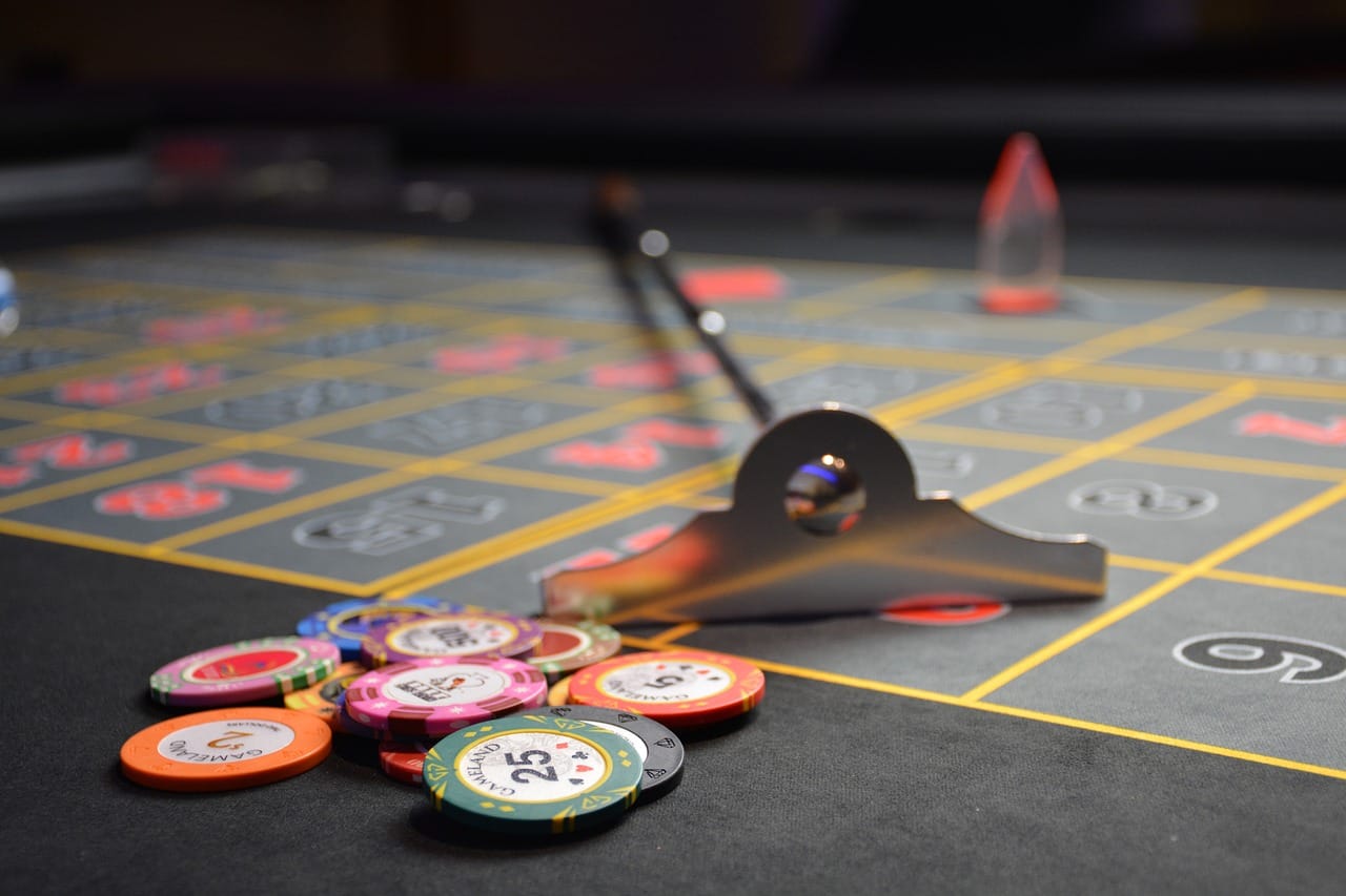 Poker online: a revolução digital e seus impactos econômicos e sociais