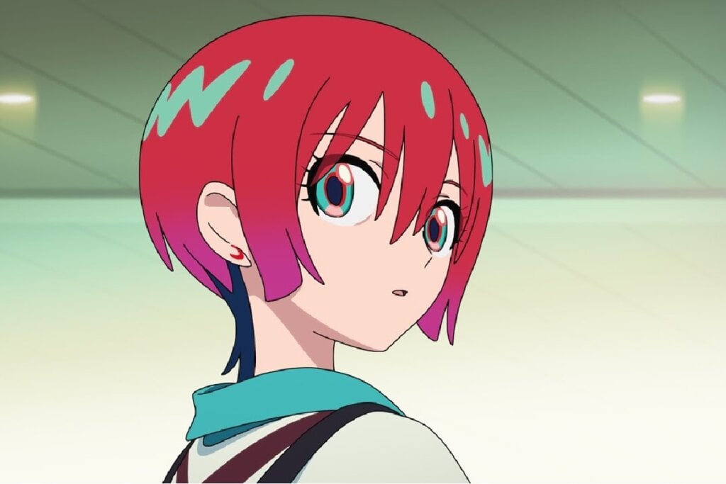 : Personagem de anime com cabelo rosa e azul olhando para o lado