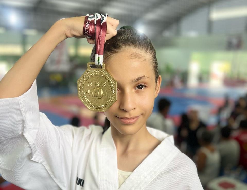 Atleta mogiana de 10 anos conquista ouro no Campeonato Paulista de Taekwondo