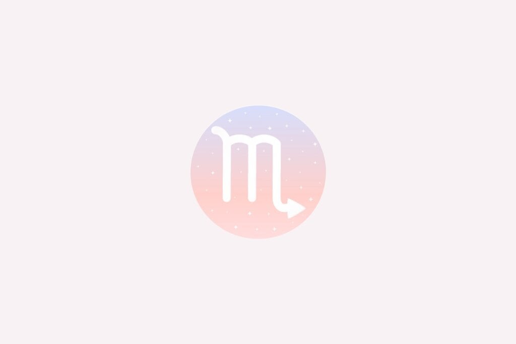 Ilustração do signo de Escorpião com símbolo branco em forma de “M” com cauda em seta, em fundo pastel estrelado