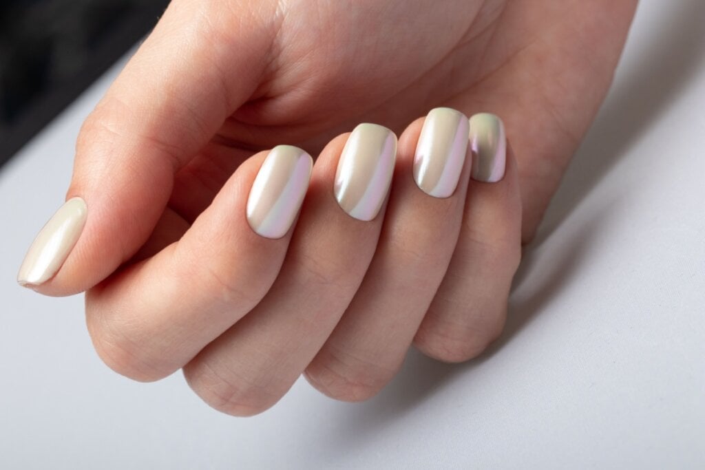 3 tendências de unhas que brilharam na SPFW 2025 