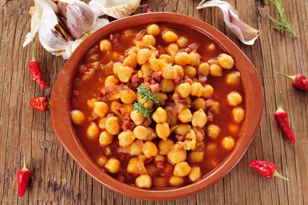 5 receitas práticas com bacon para o almoço
