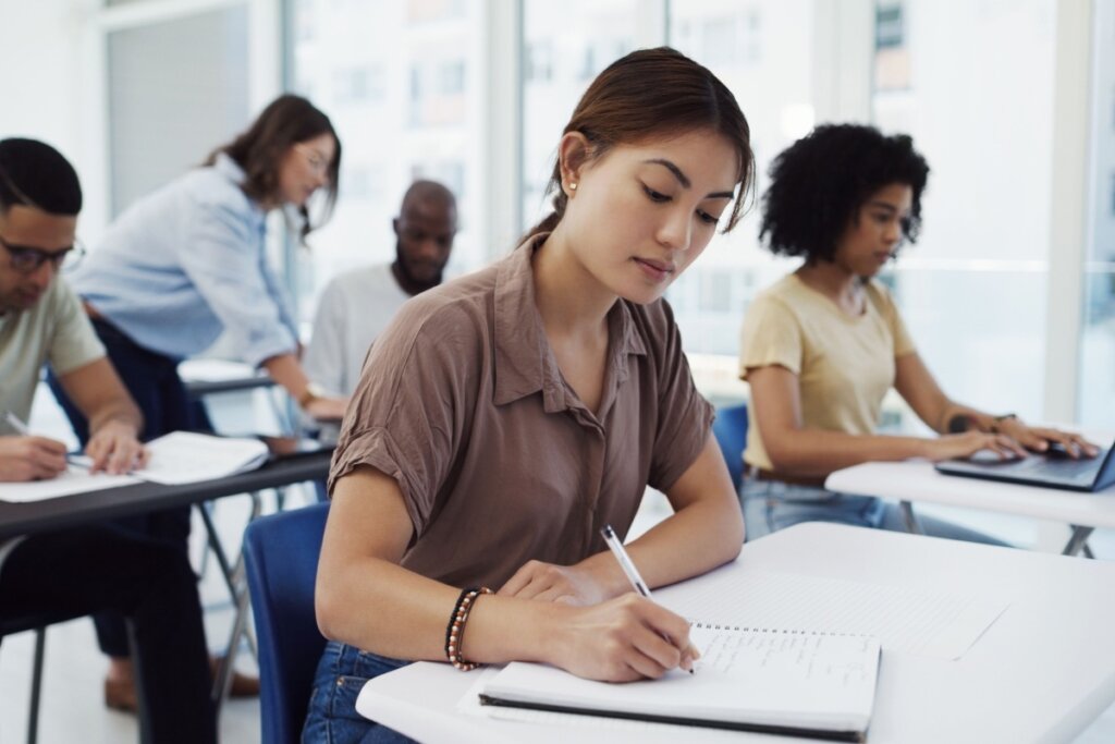 4 dicas práticas para se preparar para a redação do Enem