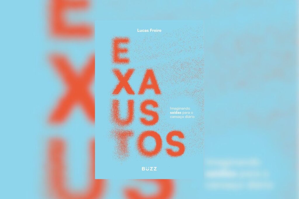 Capa do livro "Exaustos", na cor azul-claro e com o nome do livro do lado esquerdo em laranja 