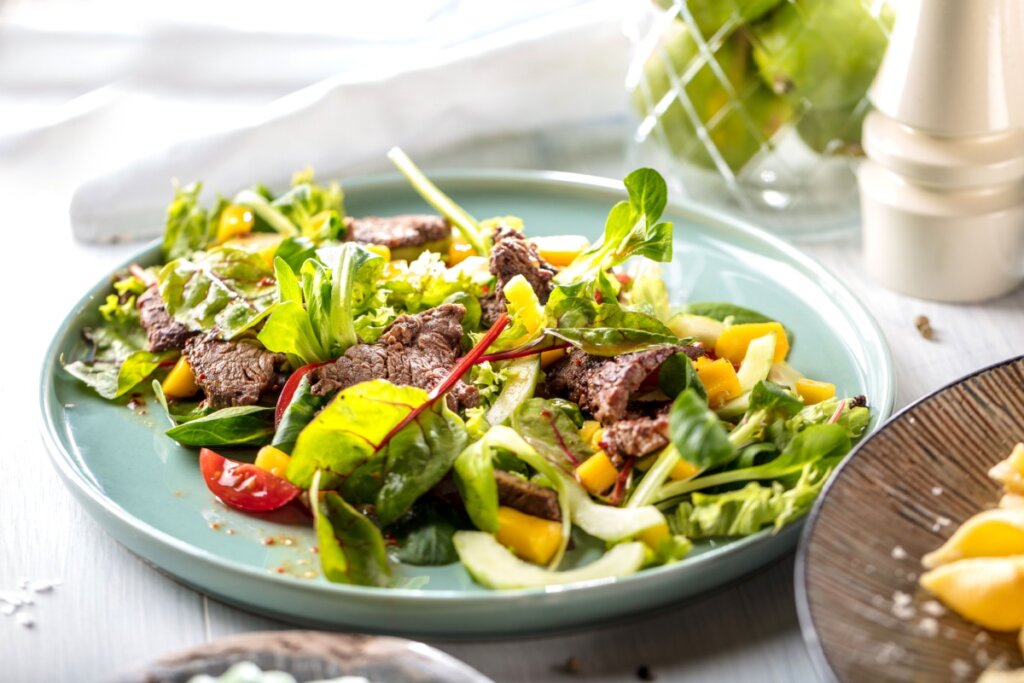 Cardápio semanal: 5 receitas leves e saudáveis para o almoço e o jantar