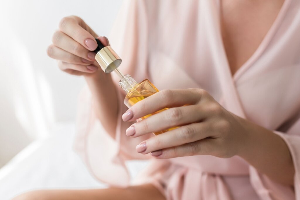 5 dicas de skincare coreano que Carrie Bradshaw usaria após os 40 anos