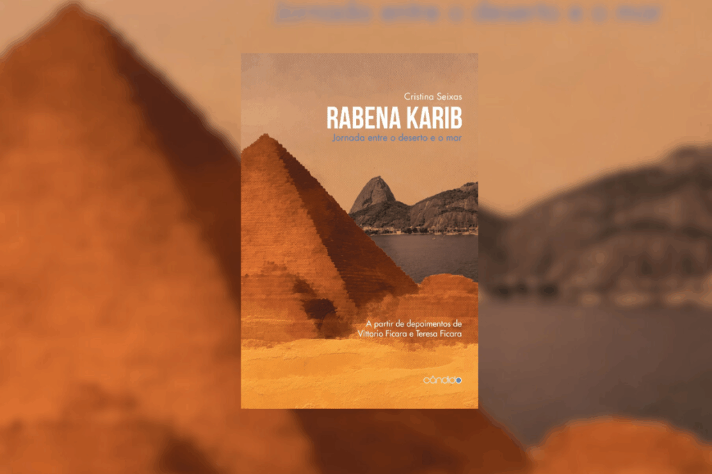Capa de livro em tons de cinza e laranja, com título e nome da autora e no fundo imagem das pirâmides do Egito e do Pão de Açúcar no Rio de Janeiro