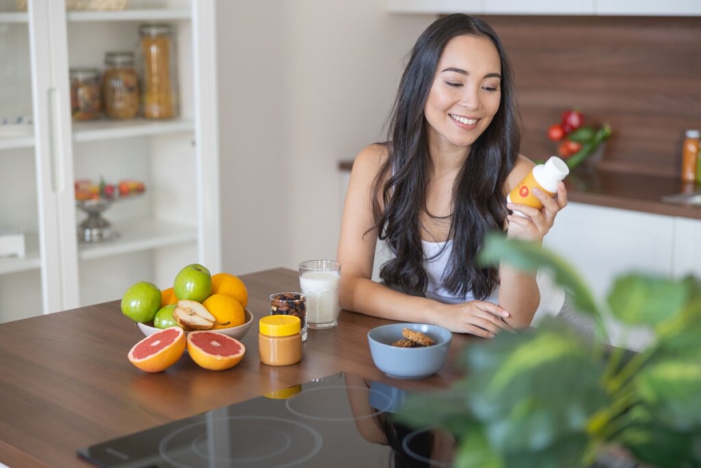 Suplementos alimentares: o que você precisa saber antes de usar