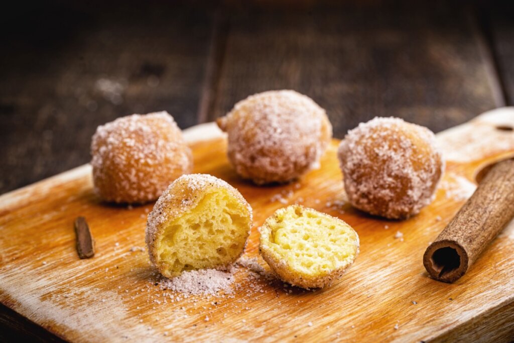 Bolinho de chuva proteico: 4 receitas para o lanche da tarde