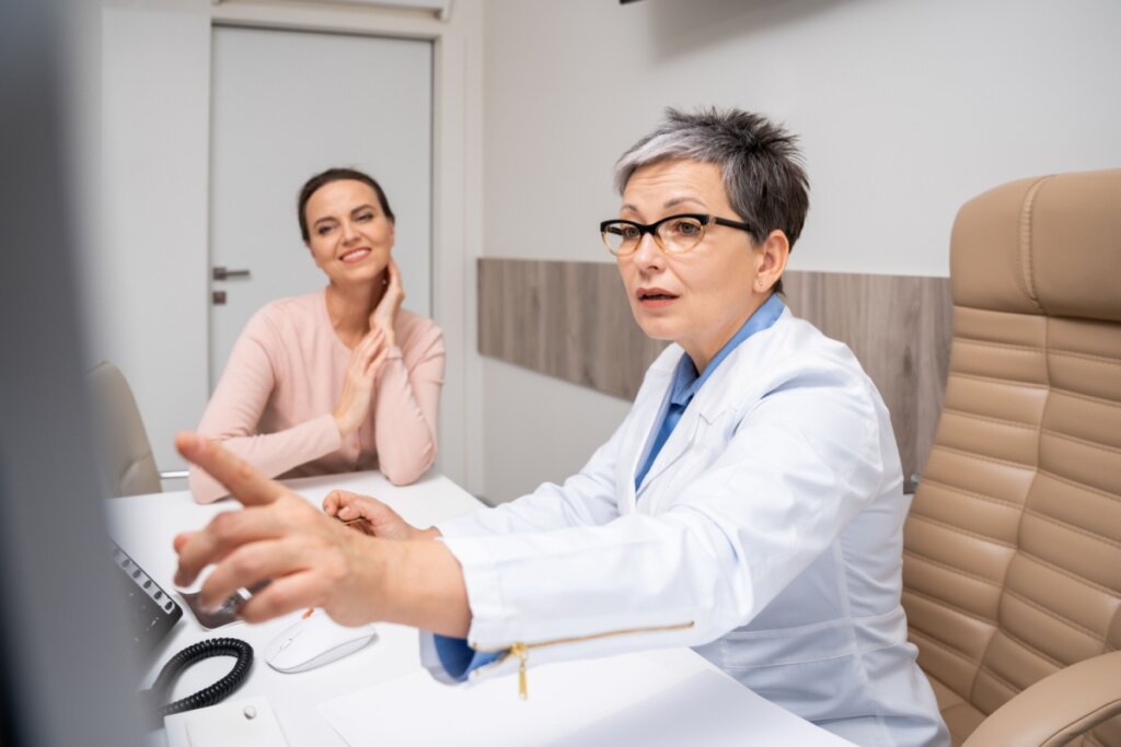 Reposição hormonal aumenta o risco de doenças? Conheça os maiores mitos