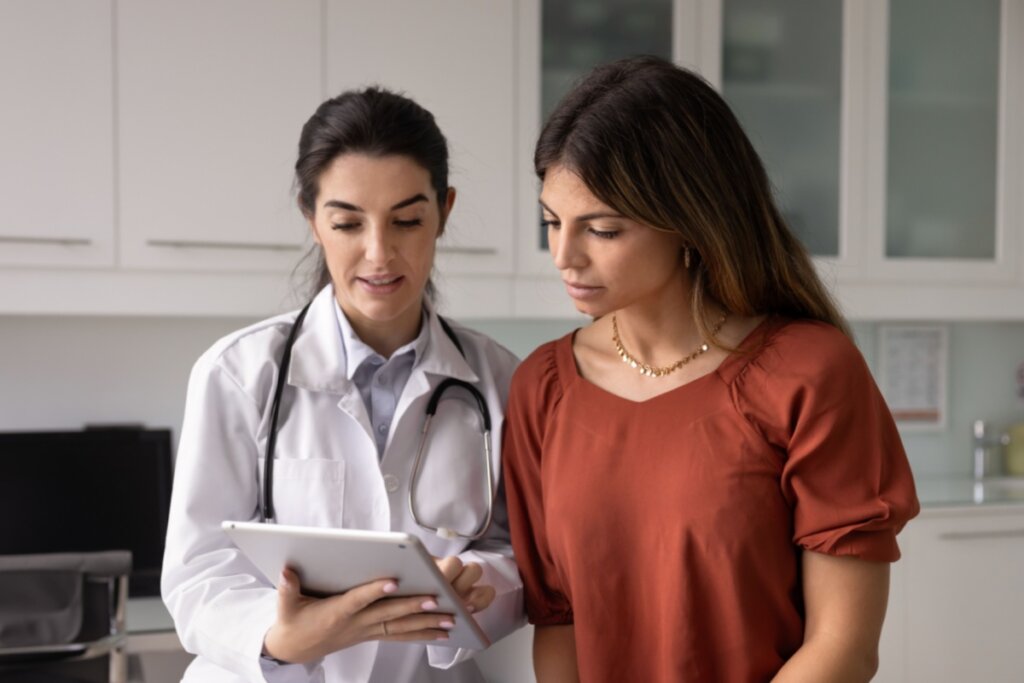 Pós-parto: entenda a importância do acompanhamento médico no puerpério