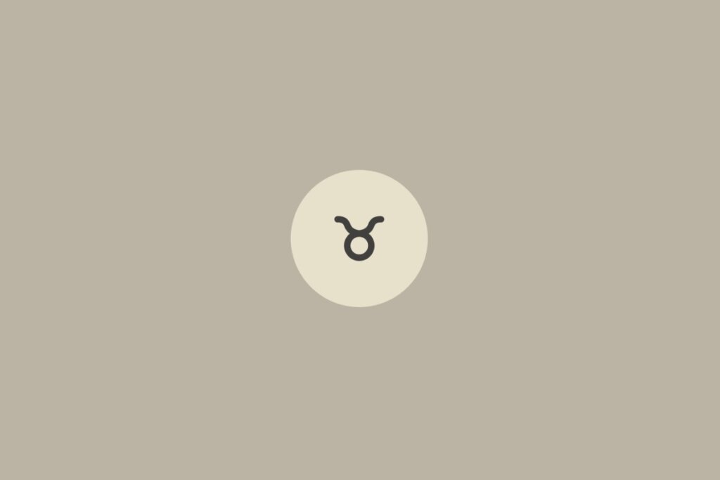 Imagem minimalista com fundo bege claro e o símbolo do signo de touro centralizado dentro de um círculo em tom mais claro