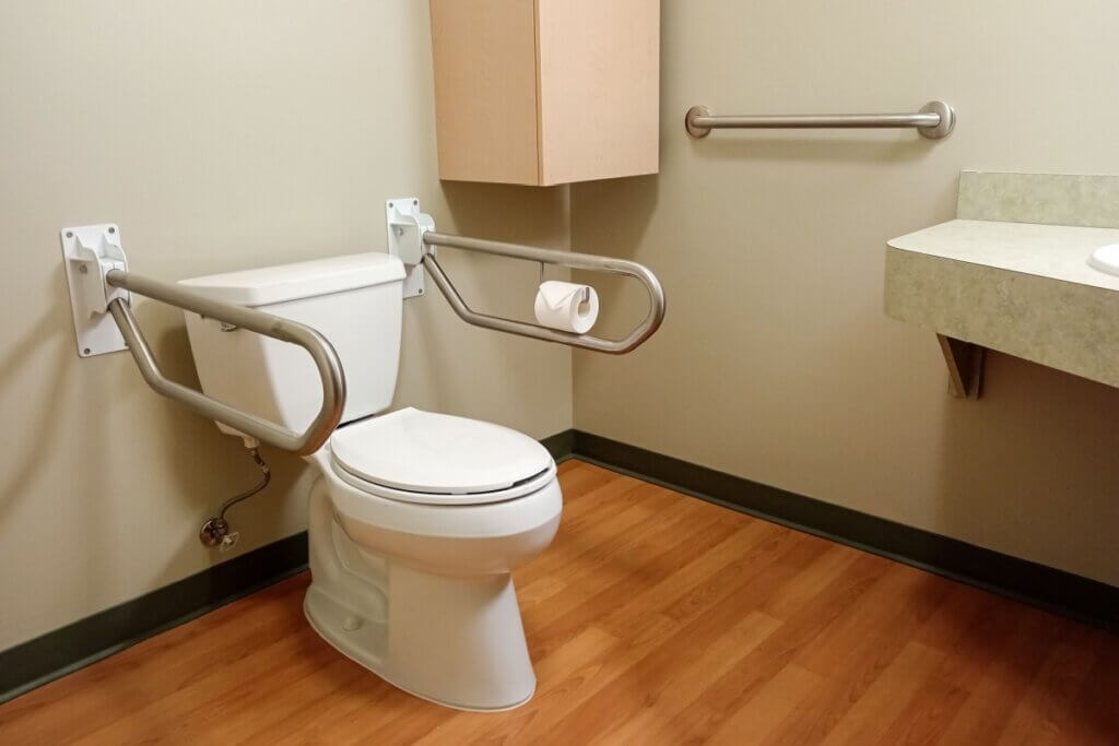 Mais segurança e conforto: 5 dicas para adaptar a casa ao envelhecimento