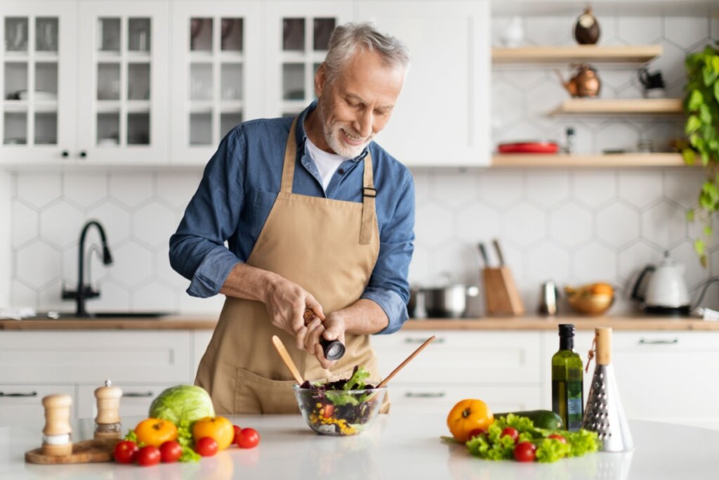 Dieta low carb ajuda a emagrecer mais rápido? Veja os benefícios e os cuidados