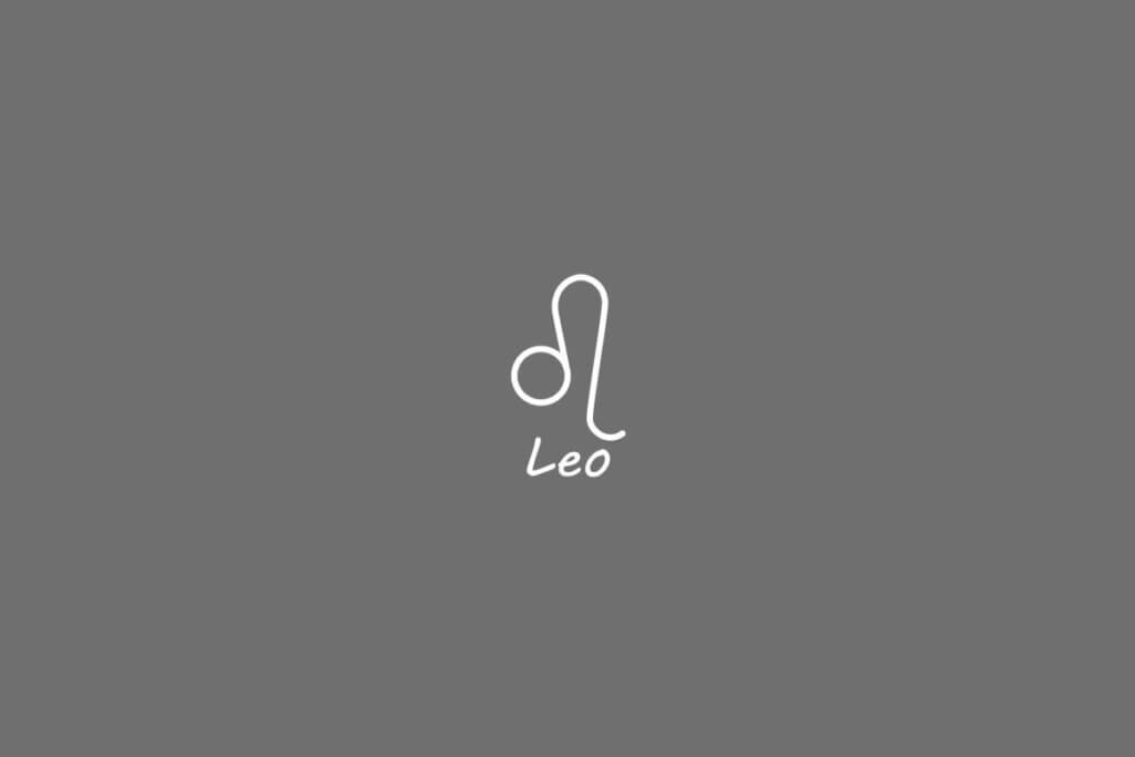 Símbolo do signo de leão, na cor banca, centralizado em um fundo cinza e com o nome embaixo