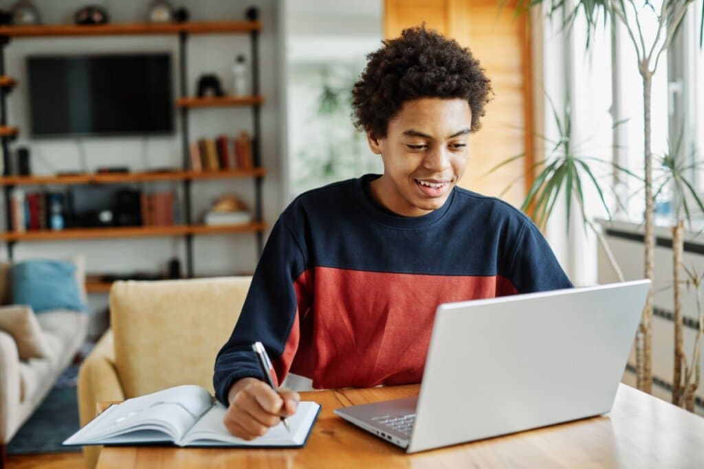 5 dicas para montar uma rotina de estudos equilibrada para o Enem